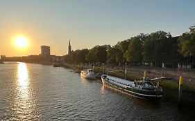 Kuestenmotorschiff Aventura